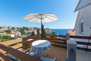 Apartment (A2) | Water view - Apartments Malo Misto (Korčula)