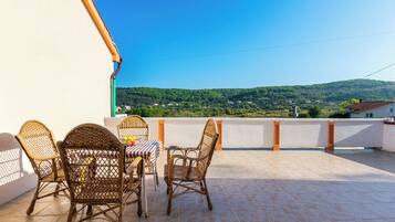 Apartment (A1) | Terrace/patio