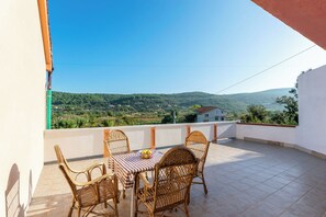 Apartment (A1) | Terrace/patio - Apartment Slavko R (Rab)