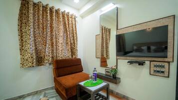 Deluxe Double Room, City View | Free WiFi