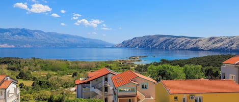 Apartment (A3) | Water view