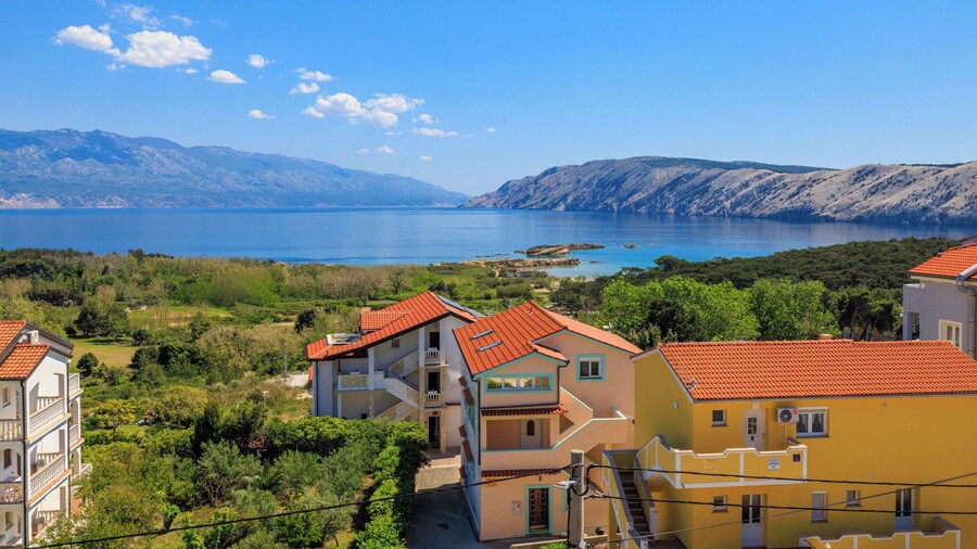 Apartments Ruzica F