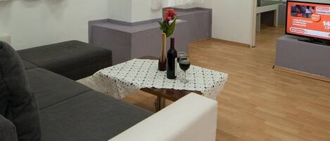 Apartment (A1) | Living room