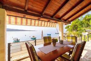 Studio (A1) | Terrace/patio - Apartment Haus Kicer (Kraljevica)