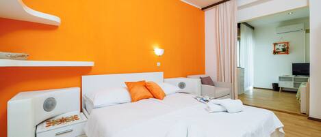 Studio (A2) | Free WiFi