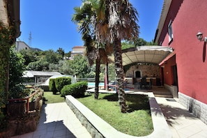 Courtyard - House Iva i Ella (Opatija)