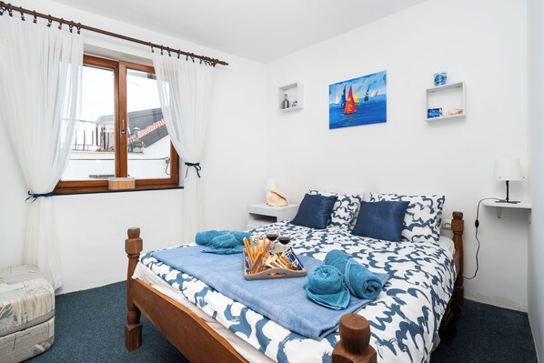 House | Iron/ironing board, free WiFi - House Brunac (Vodice)