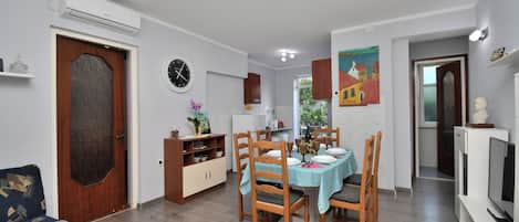 LĂ€genhet (A1) | Restauranger