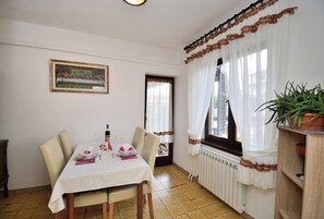 Apartment (A1) | Dining - Apartment Elizabeta (Umag)