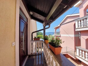 Water view - Apartments Baburic (Krk)