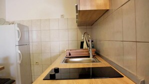 Studio (A1) | Private kitchen - Apartment Ana (Sibenik)