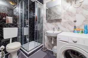 Apartment (A1) | Bathroom - Apartment Lana (Crikvenica)