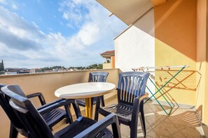 Balcony - Apartments Rucmarin (Pakostane)