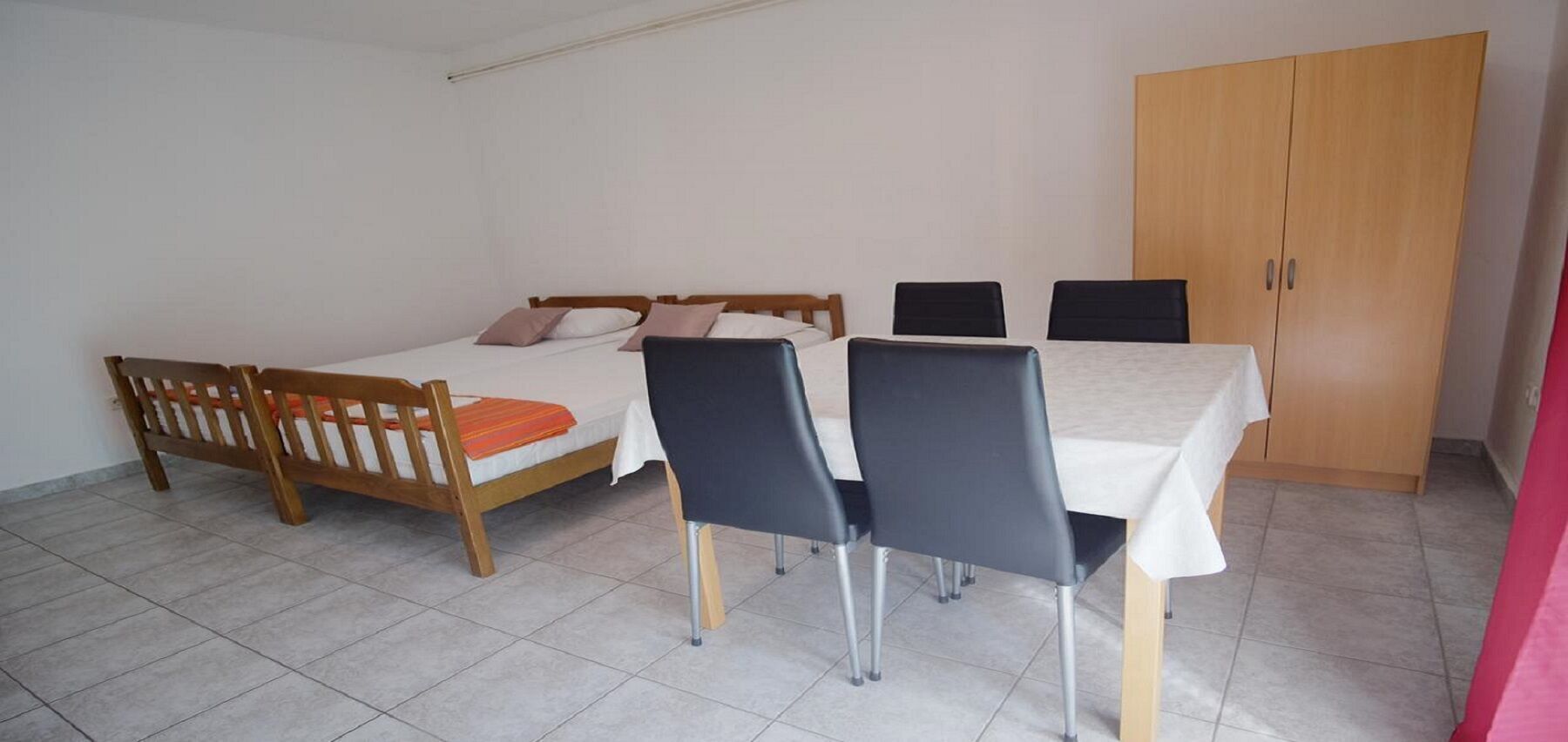 Apartment (A2) | Dining
