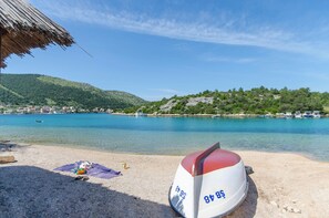 Beach - Apartment Niko (Sibenik)