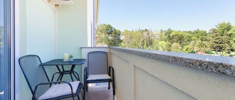 Apartment (A1) | Balcony