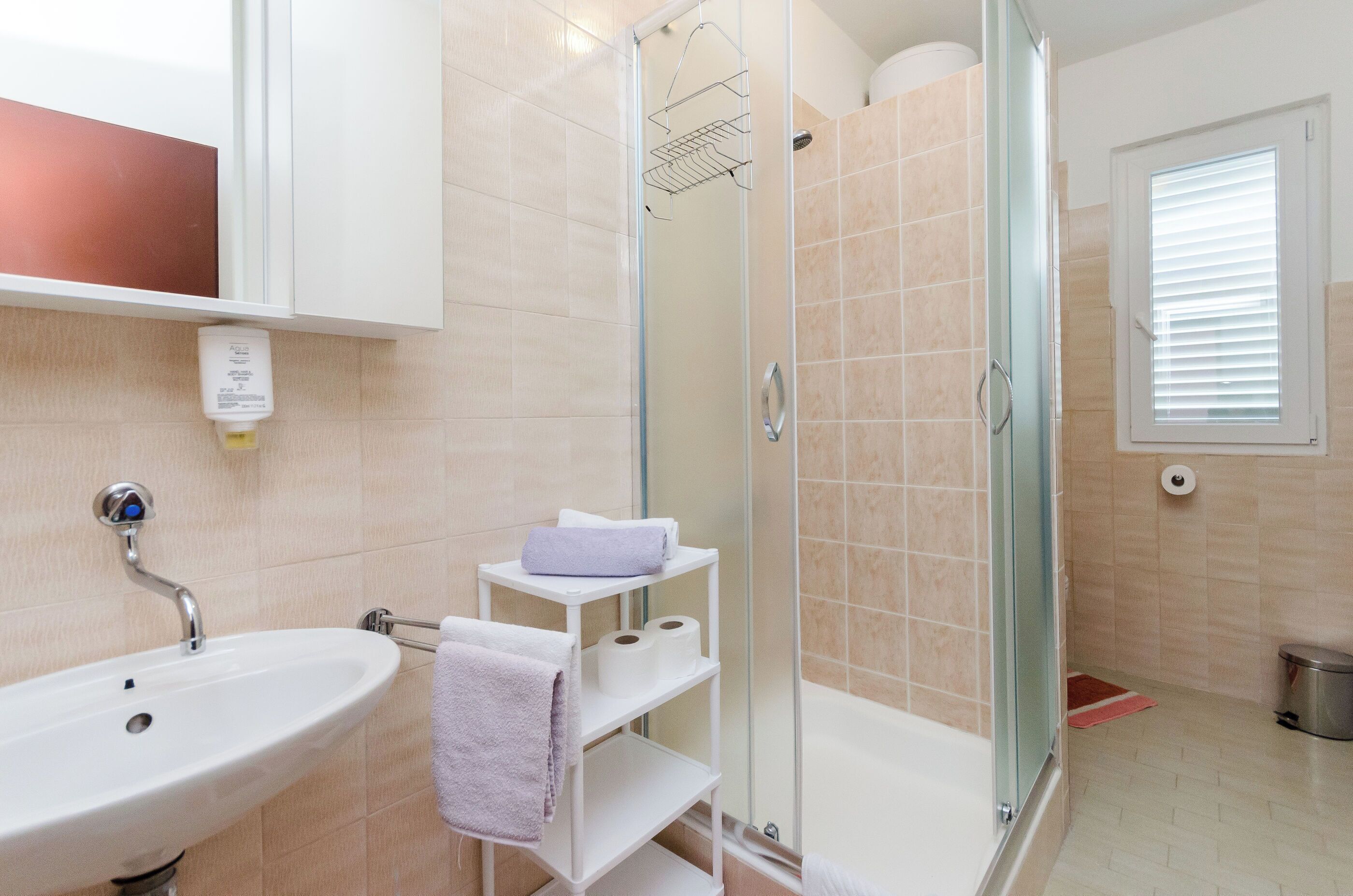 Room (S2) | Bathroom