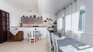 Dining - Rooms Mladen P (Rab)