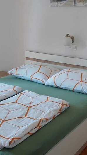 Apartment (A1) | Iron/ironing board, free WiFi - Apartment Meri (Lopar)