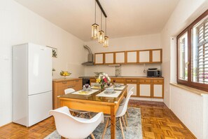 Apartment (A1) | Private kitchen - Apartment Felix (Sukosan)