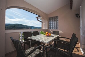 Apartment (A1) | Balcony - Apartments Anamarija S (Lopar)