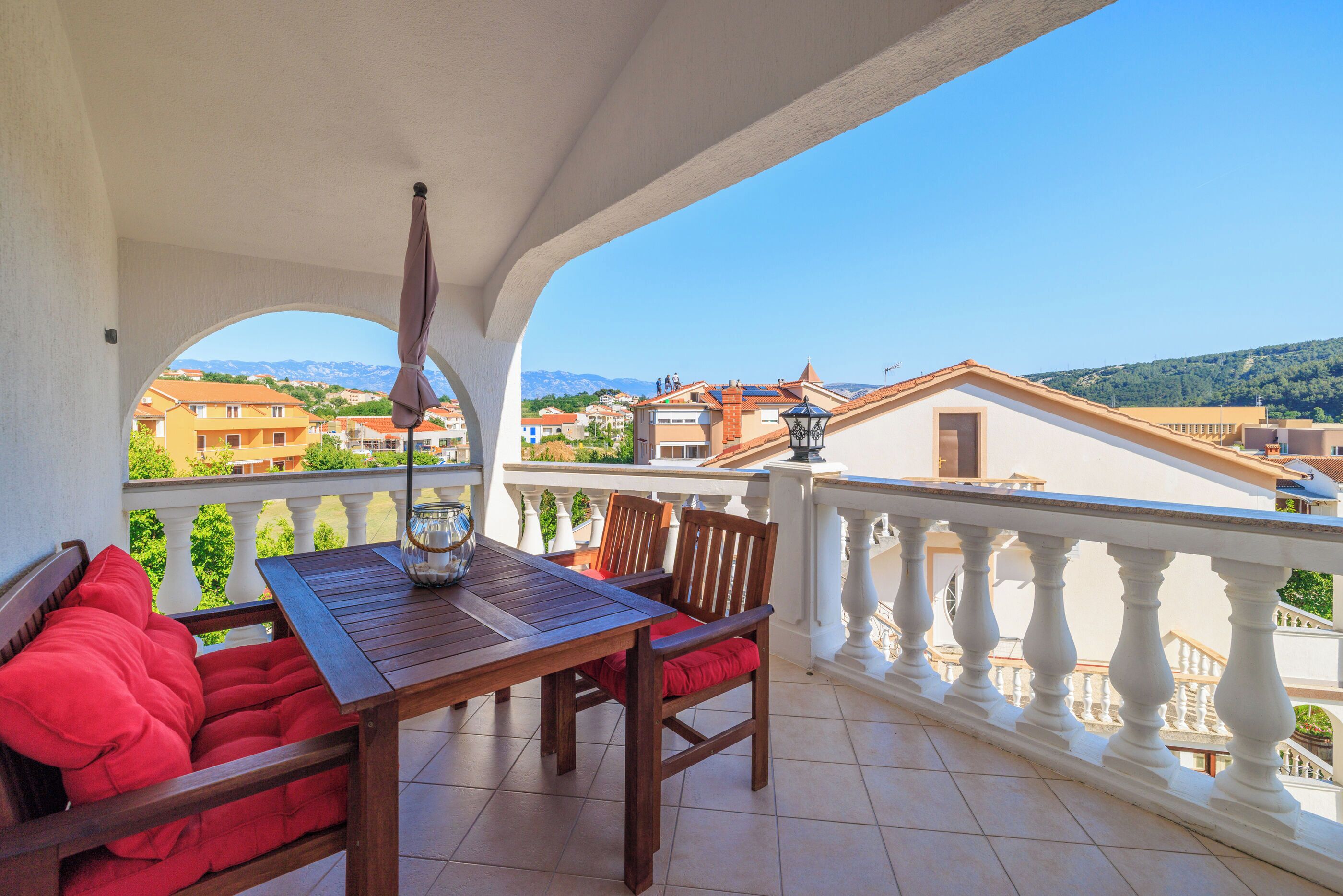 Apartment (A6) | Balcony