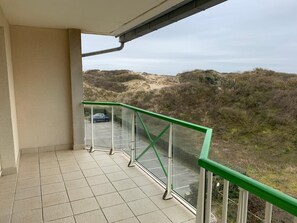 Terrace/patio - Apartment in Fort-Mahon-Plage: near the beach, cozy (Fort-Mahon-Plage)