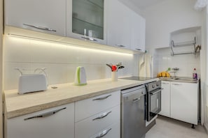 Apartment (A1) | Dapur peribadi | Peti sejuk, ketuhar gelombang mikro, ketuhar, dapur
