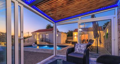 House Scaena