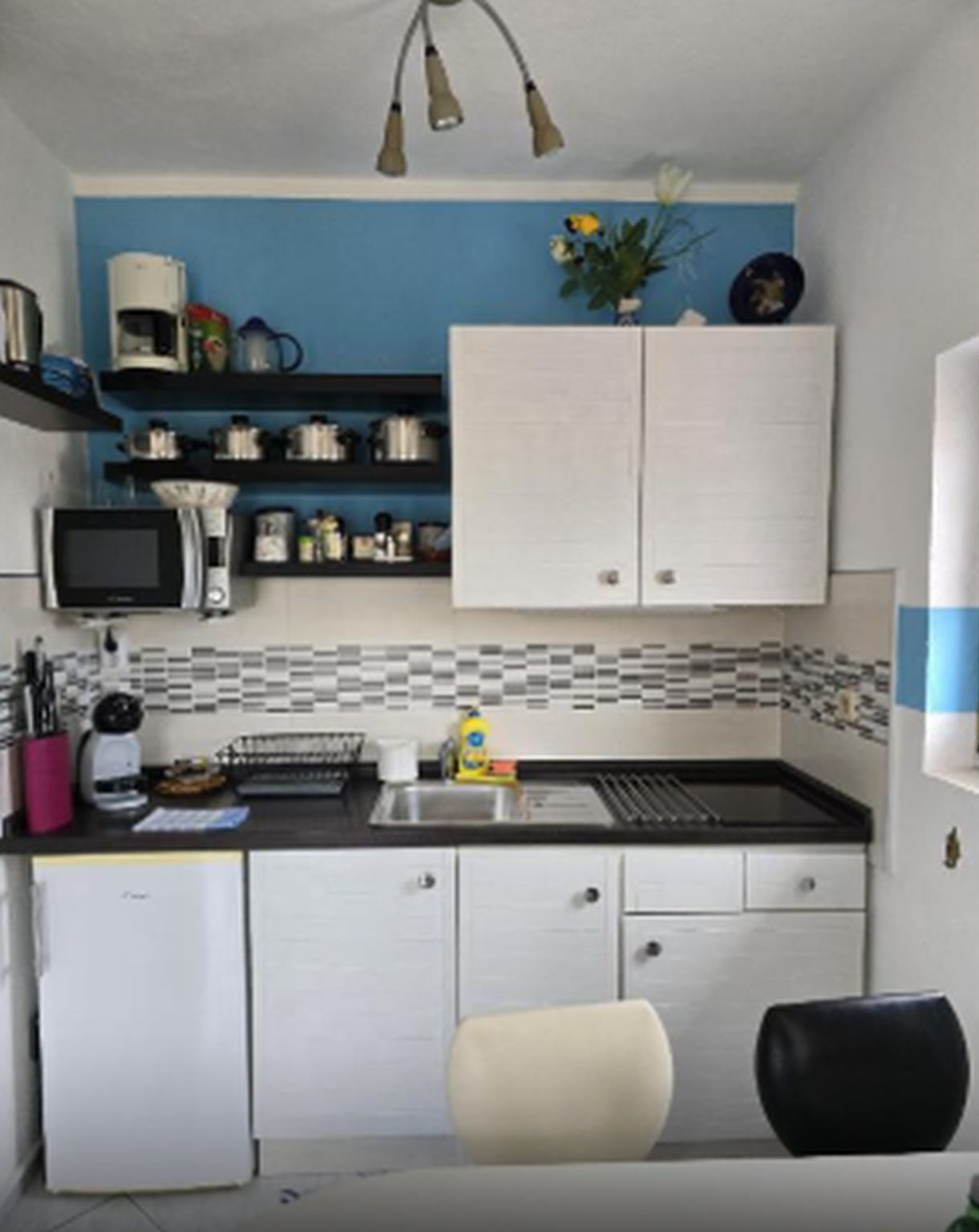 Estúdio (A3) | Cozinha privada | Geladeira, micro-ondas, cooktop