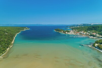 Apartment and Rooms Zora