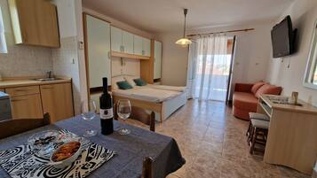 Studio (A1) | Free WiFi