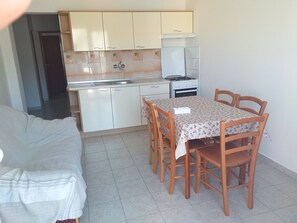 Apartment (A1) | Living room - Apartment Moonstone (Novalja)
