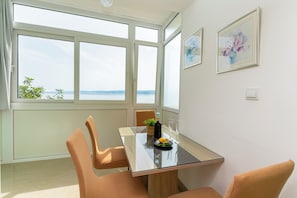 Dining - Apartments Gordana (Dugi Rat)