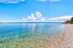 Beach - Apartments Gordana (Dugi Rat)