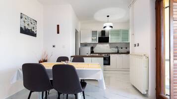 Apartment (A1) | Private kitchen