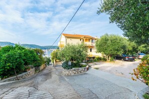 Building design - Apartments Sabina (Rab)