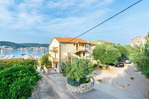 Building design - Apartments Sabina (Rab)