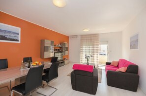 Apartment (A1) | Living room - Apartment Fourstars (Vodice)