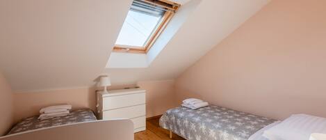 Departamento (A1) | Caja de seguridad en la habitación y tabla de planchar con plancha