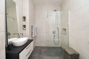 Apartment (A2) | Bathroom - Apartments Slavica (Vodice)