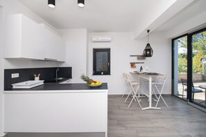 Apartment (A2) | Private kitchen - Apartments Slavica (Vodice)
