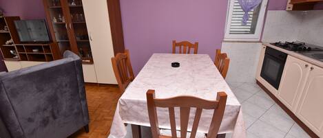 アパートメント (A1) | レストラン