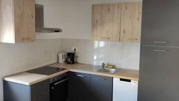 Studio (A4) | Private kitchen