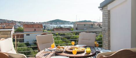 Apartment (A1) | Terrace/patio