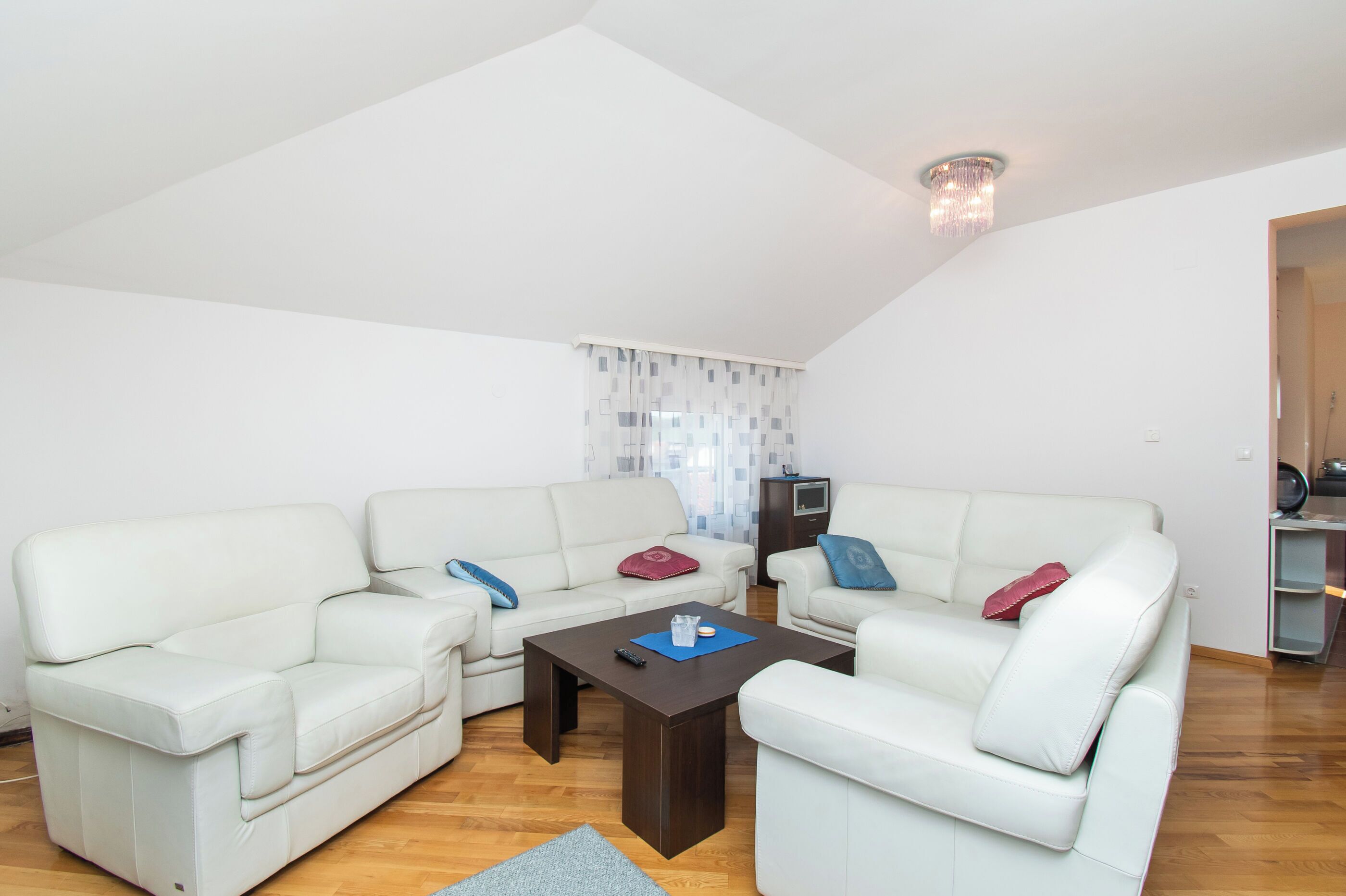 Apartment (A1) | Living room | Smart TV