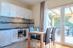 Apartment (A1) | Private kitchen - Apartment Iva (Zadar)