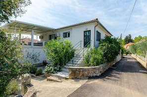 Building design - Apartments Pleasures (Jelsa)