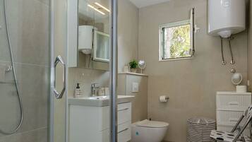 Apartment (A1) | Badezimmer