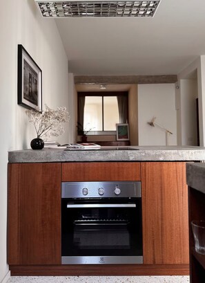 Oven, dishwasher - Botanical modernist home | Milanese living (Milano)